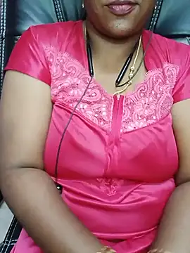 sexy-keerthi 在線直播表演