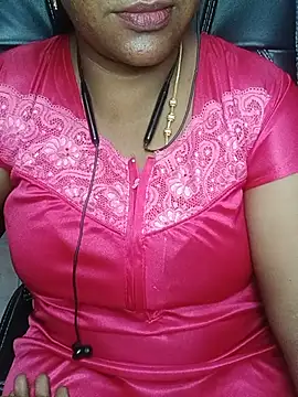 Show de sexy-keerthi na webcam