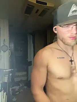 dilf_96 Show in webcam