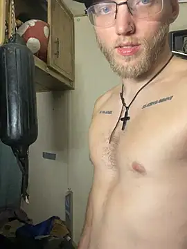 Silusgrai Show in webcam
