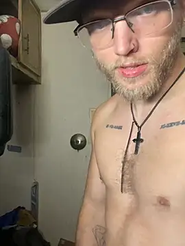 Show modela Silusgrai na web-kameri