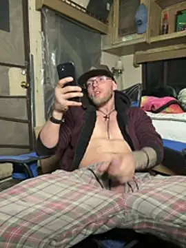 Silusgrai webkamerás műsora