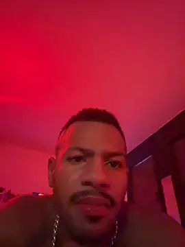 Show modela JakeTheXXL na web-kameri