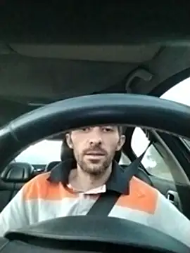 adrieric87 Show in webcam