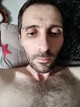adrieric87 Show in webcam
