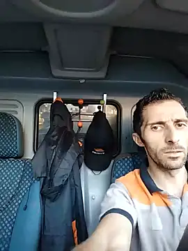 adrieric87 webcam show