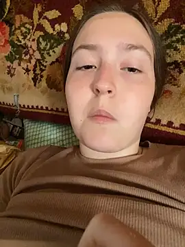 SweetyCute7 Show in webcam