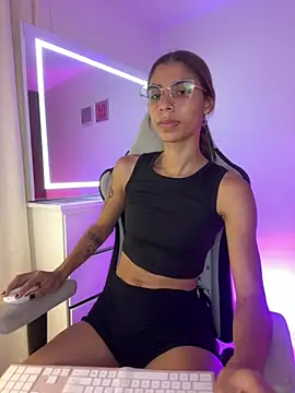 brunetteadams_01 Chat XXX in diretta