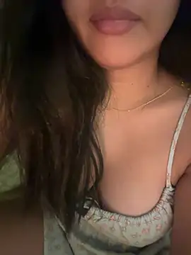 Shaaakkiiirrraaa Pertunjukan Webcam