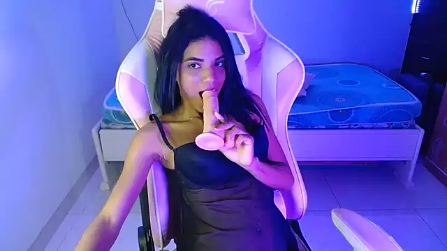 Raya_velvet – Live XXX-chat