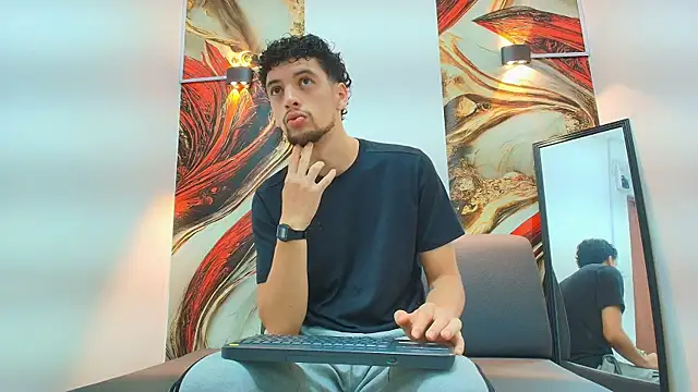 LUCA_GREEND Webcam show