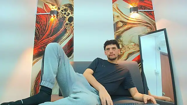 LUCA_GREEND Webcam Show