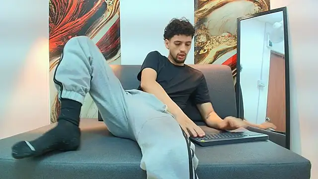 LUCA_GREEND Webcam Show