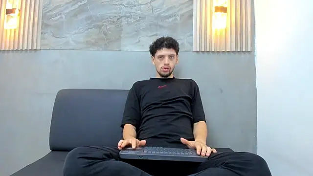 LUCA_GREEND Webcam show