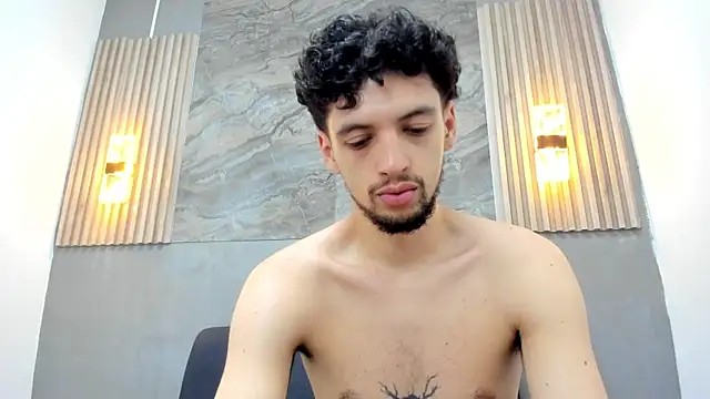 LUCA_GREEND Webcam Show