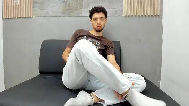 LUCA_GREEND's Webcam Show