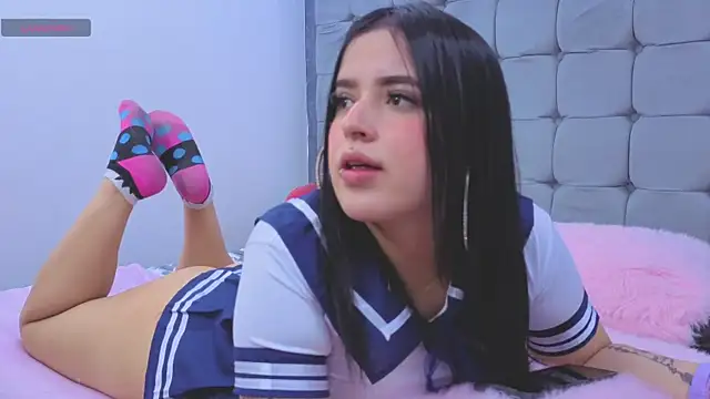 Karol-Messy_ Adlı Modelin Canlı XXX Sohbeti