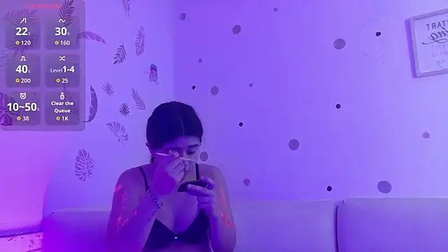 Emilyblosom-y-MiaRose's Webcam Show