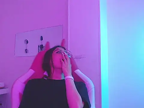 Manelyk_Sweet Adlı Modelin Canlı Sohbet Odası