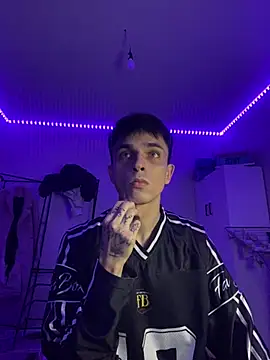 Clark_Dayn Webbikameraesitys