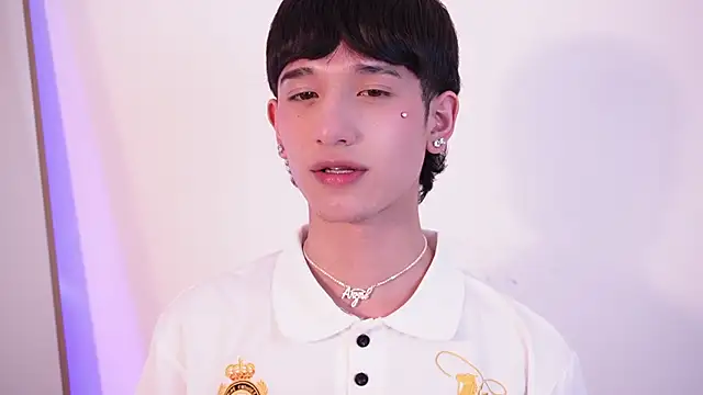 suki_dolll Webcam Show