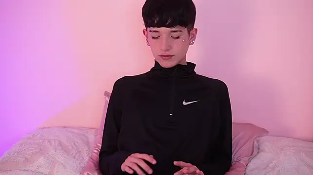 suki_dolll Webcam Show