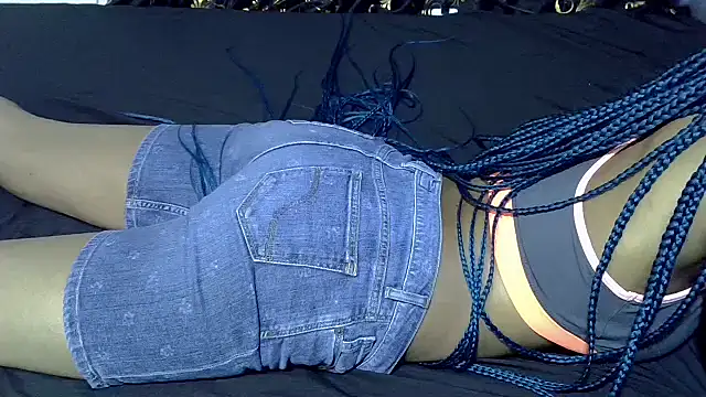 Czat XXX na żywo – Kiky_Cash
