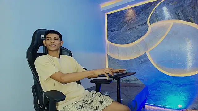 sex_boy33_ Webcam-Show