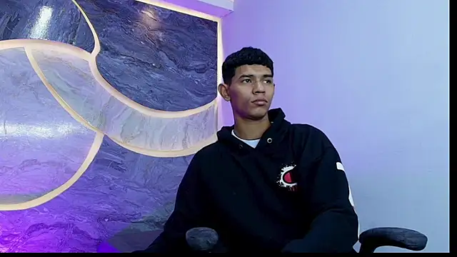 sex_boy33_ 网络视讯表演