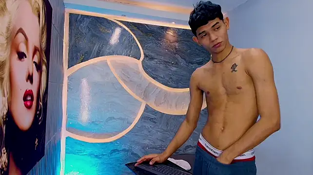 sex_boy33_ Show in webcam