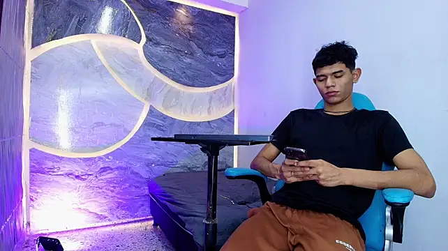 sex_boy33_ Webcam-Show