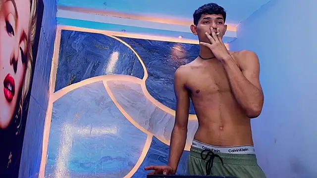 sex_boy33_ Adlı Modelin Web Kamerası Şovu