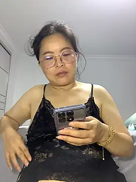niuniu22222's Live XXX Chat