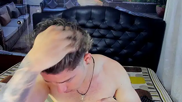 rayan_lynx webkamerás műsora