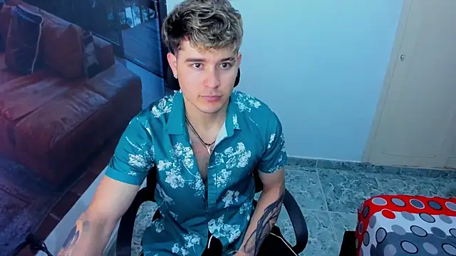 rayan_lynx Show in webcam