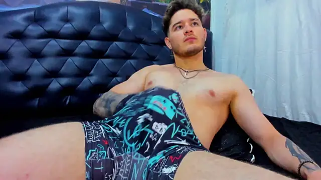 rayan_lynx Pertunjukan Webcam