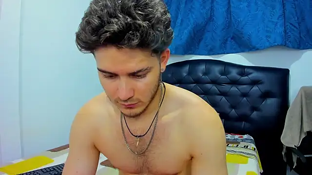 rayan_lynx's Webcam Show