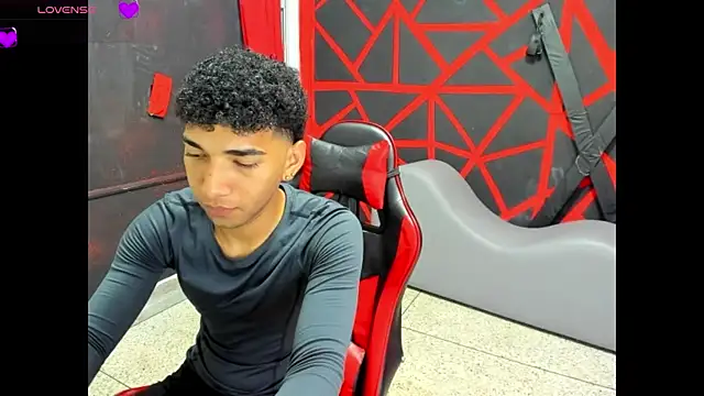efrain_boy Webcam Show