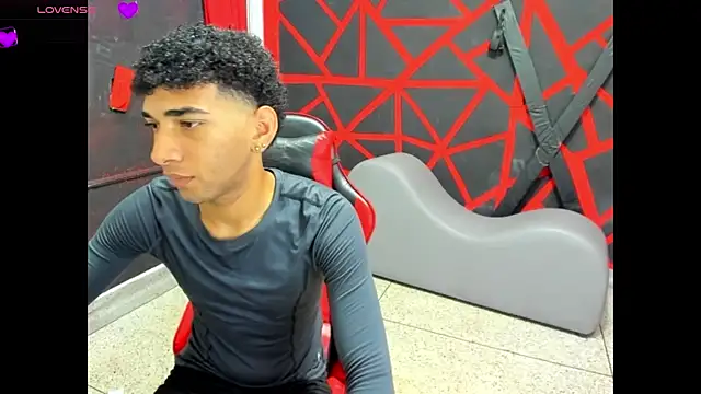 efrain_boy 在線直播表演