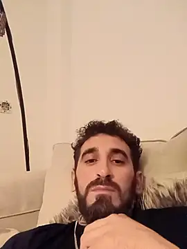 mikilili03 Show in webcam