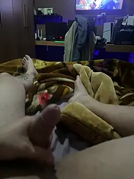 _pervRS Show in webcam