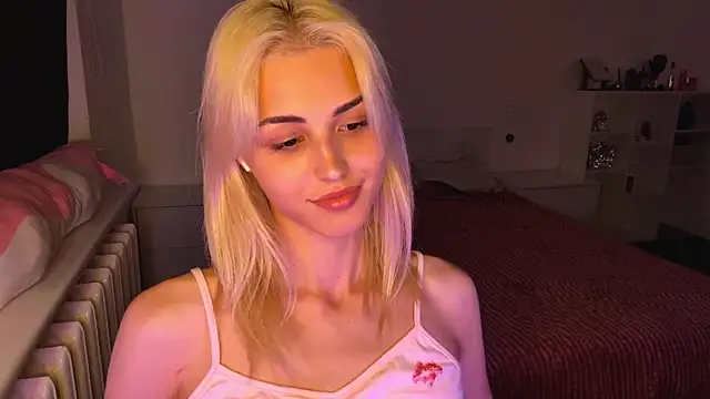 neweva_'s Live XXX Chat