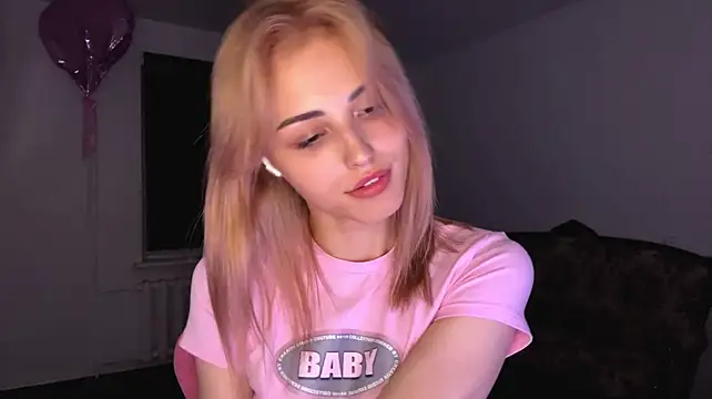 neweva_ Live XXX-Chat