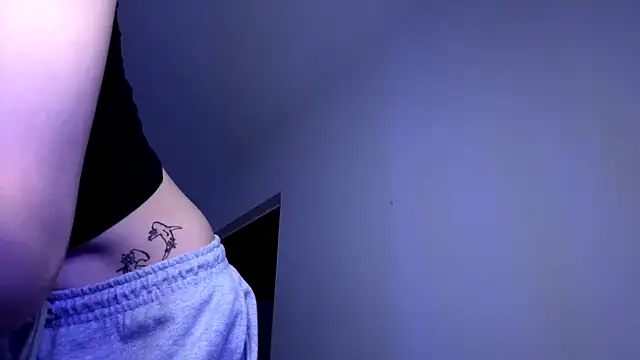XXX chat uživo modela neweva_