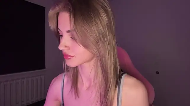 neweva_ – Live XXX-chat