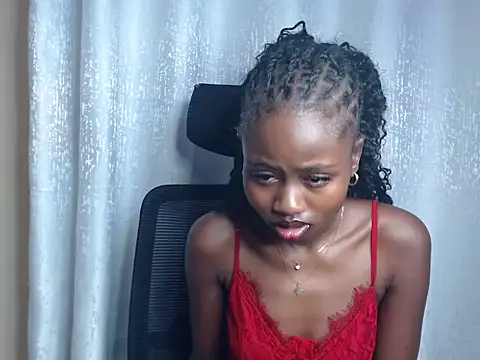 pureelegance_petite's Webcam Show