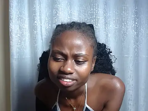pureelegance_petite's Live XXX Chat