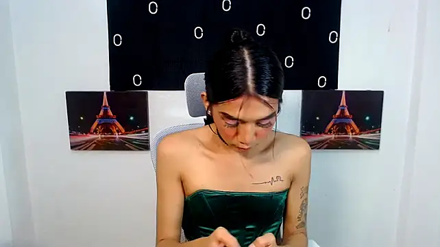 BERBURAKA Pertunjukan Webcam