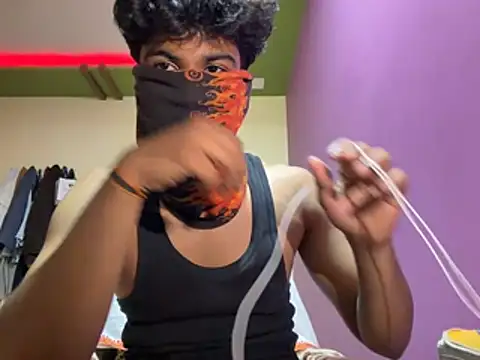 Monsterdick2004 Adlı Modelin Web Kamerası Şovu