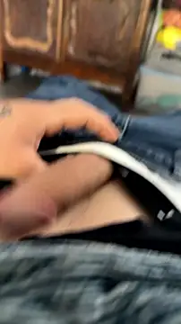 הופעת וובקאם של empey6969